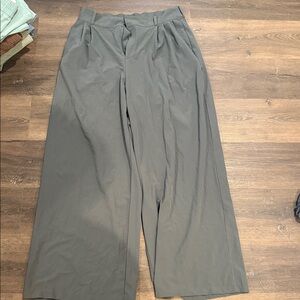 ALO Yoga Charcoal Wide Leg Pants